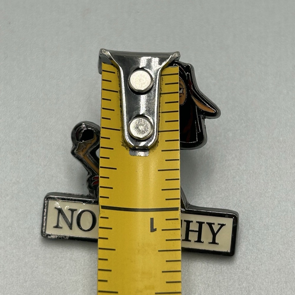 Disney Loungefly Emperor’s New Groove No Touchy Kuzco Llama Pin - Picture 3 of 3